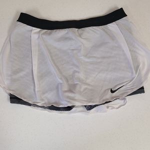 Nike Tennis Skort (M)